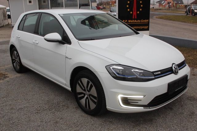 Volkswagen Golf VII Lim. e-Golf Mit Batter 136 Xen Nav Virt