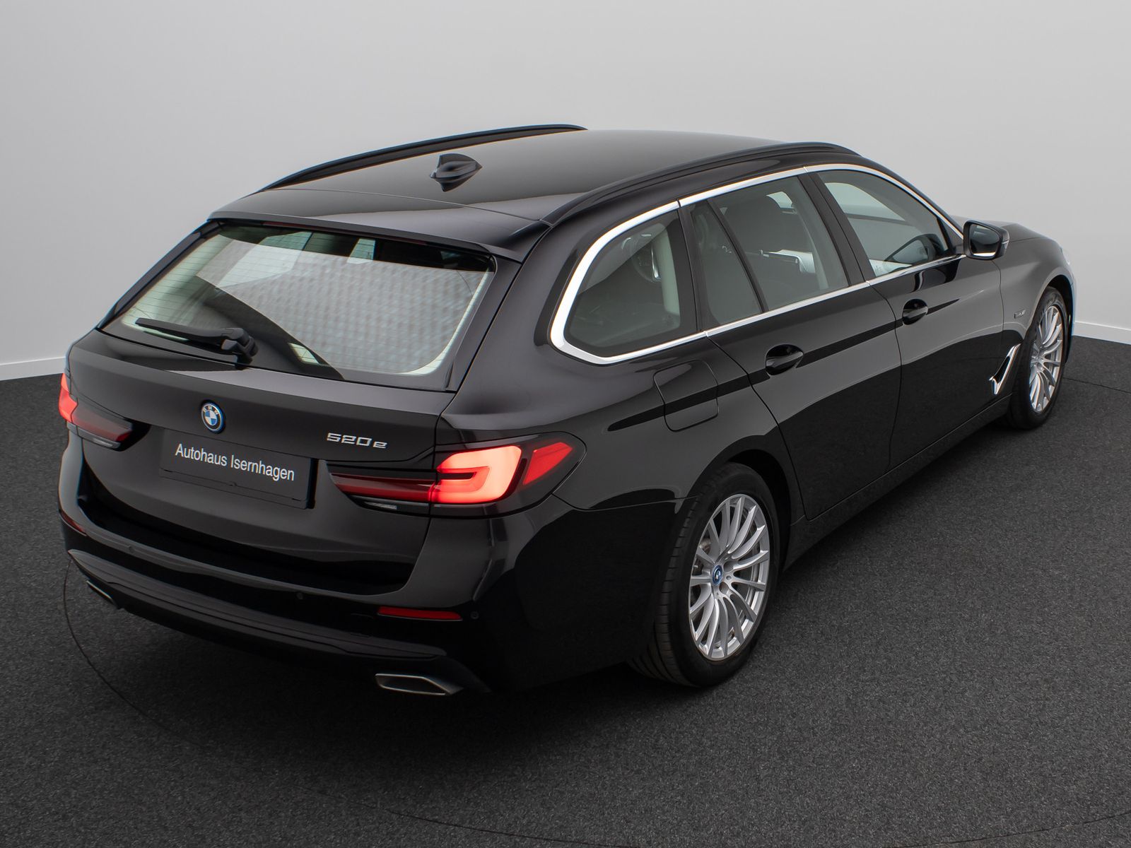Fahrzeugabbildung BMW 520e Alarm Komfort PDC DAB GeschwindigReg 18Zoll