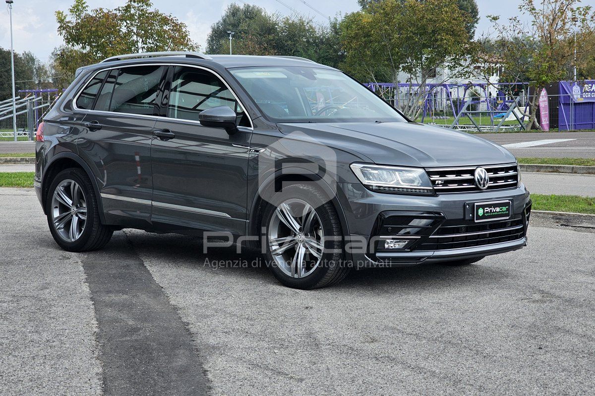 Volkswagen VOLKSWAGEN Tiguan 2.0 TDI 150 CV SCR DSG R-Line imagem 3