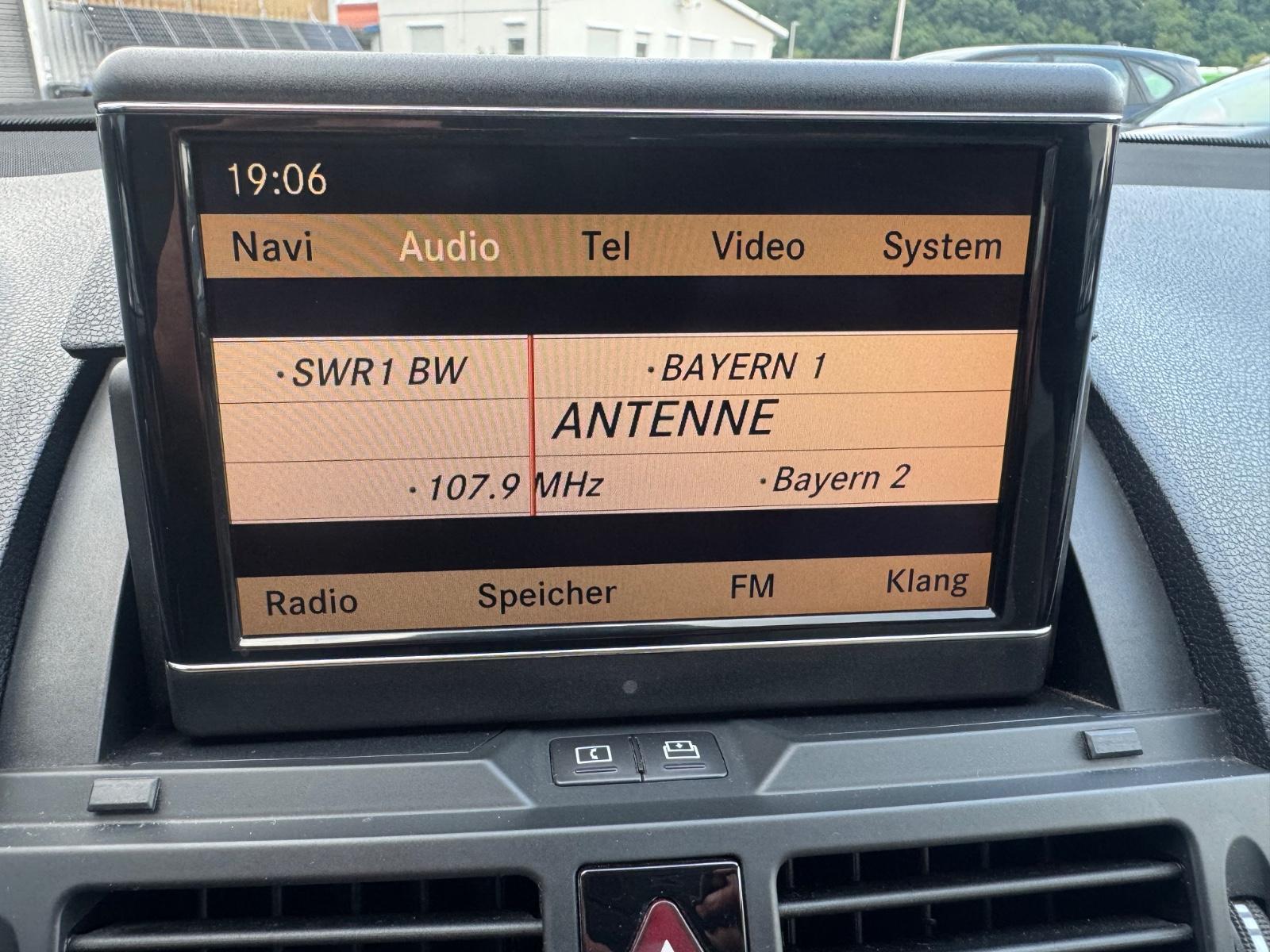 Mercedes-Benz C 280 Avantgarde/AMG Sytling/HK Sound/Top