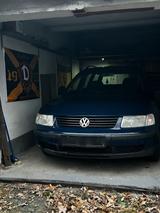 Volkswagen 3b Passat 1.8t mit tüv Zustand ok - Volkswagen Passat aus 1999: Kombi