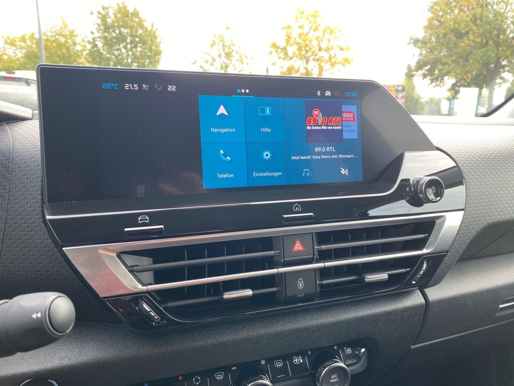 Fahrzeugabbildung Citroën C4 PureTech 130 Stop&Start EAT8 MAX *Kälte-Paket