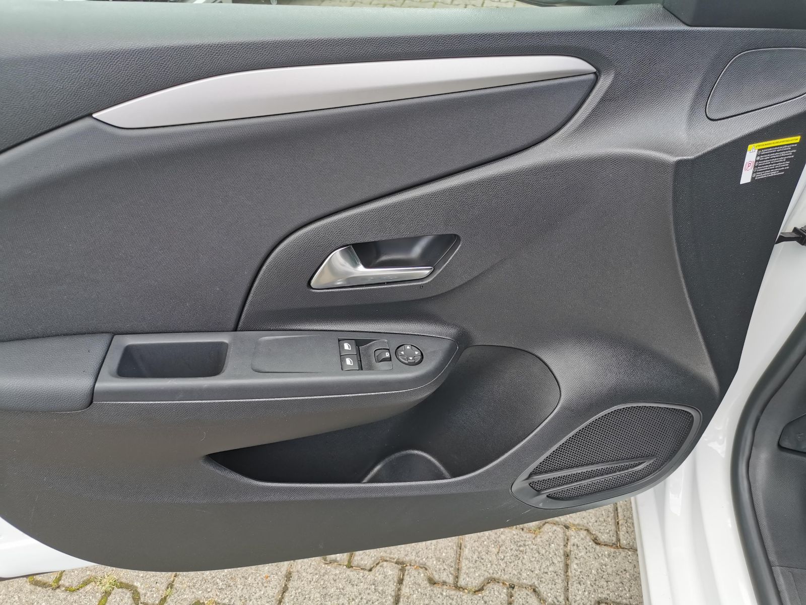 Fahrzeugabbildung Opel Corsa F -e Edition*PDC hin.+Cam*Carplay*Allwe.*