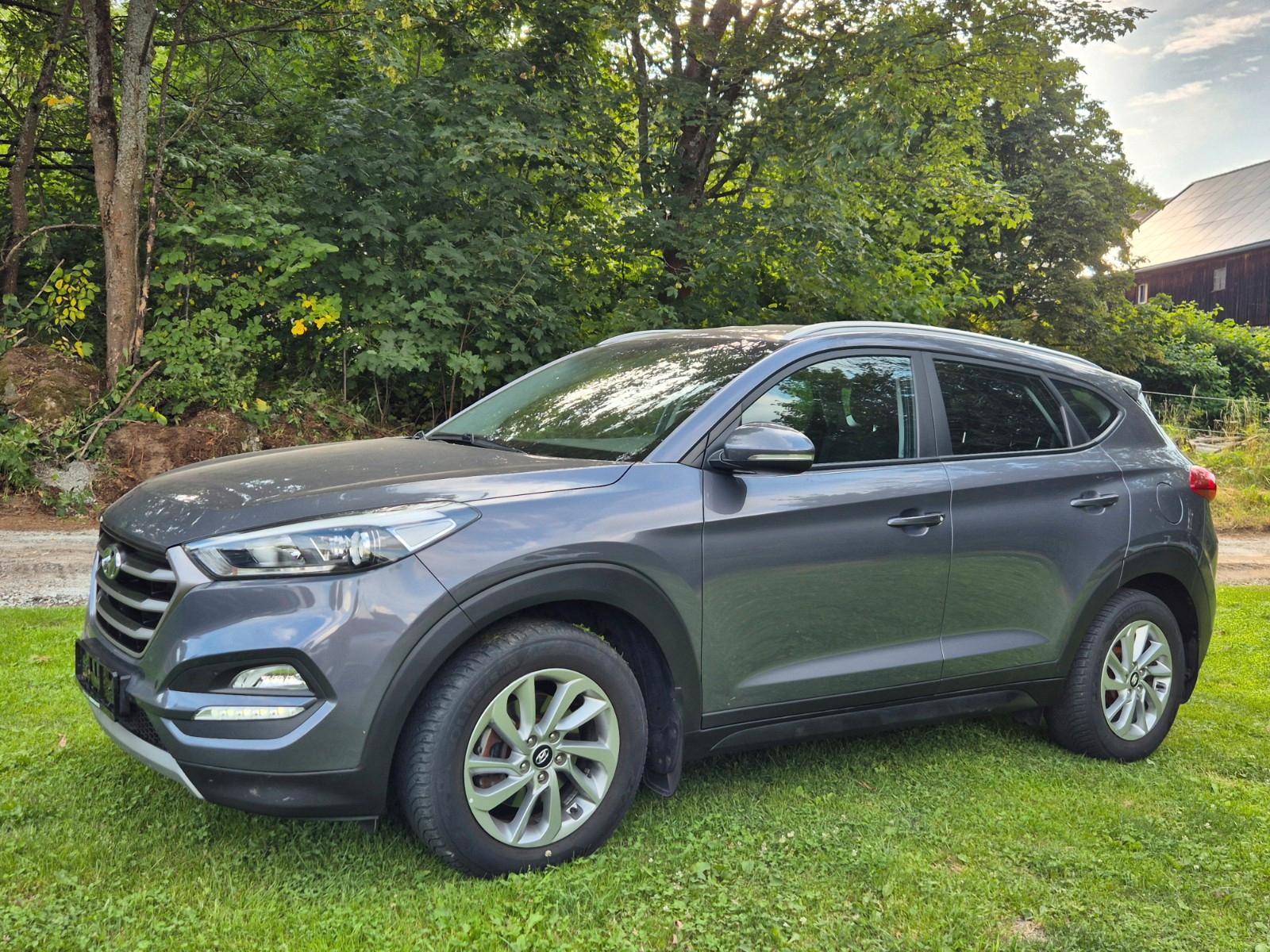 Hyundai Tucson blue Trend 2WD Aut.*KAMERA*AHK*NAVI*LHZ*