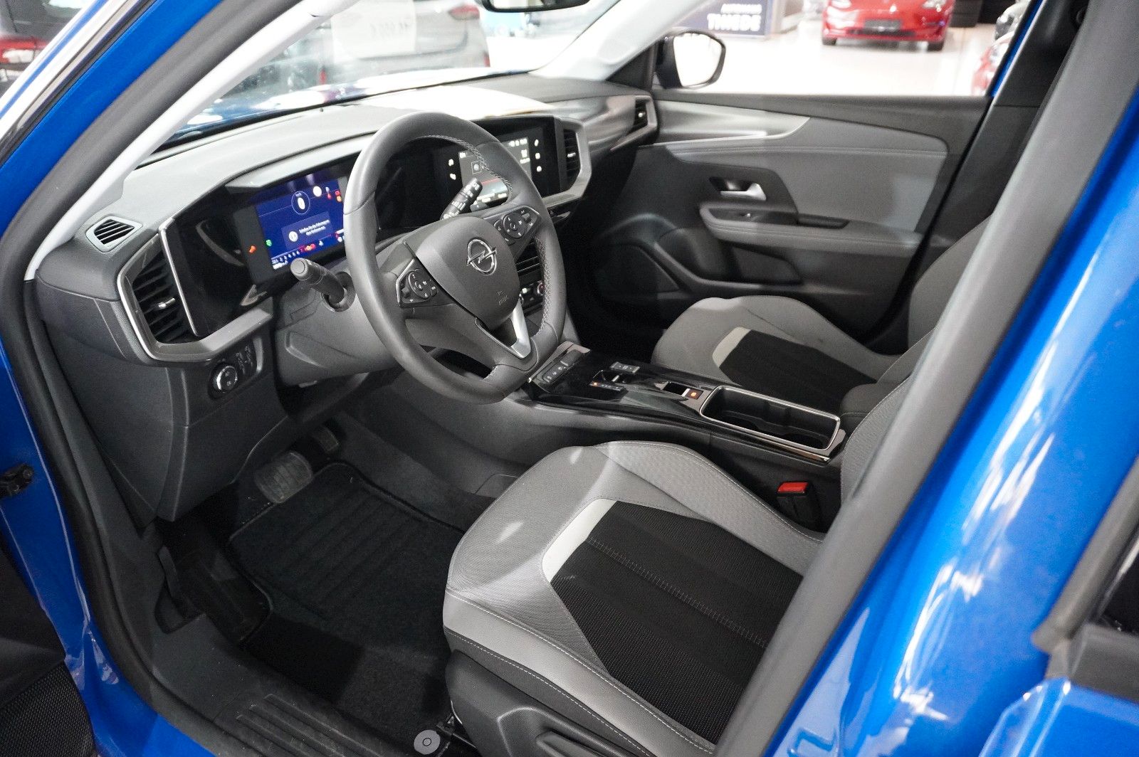Fahrzeugabbildung Opel Mokka ELEGANCE 1.2T NAVI/LED/KAMERA/SPORT/SH/DAB