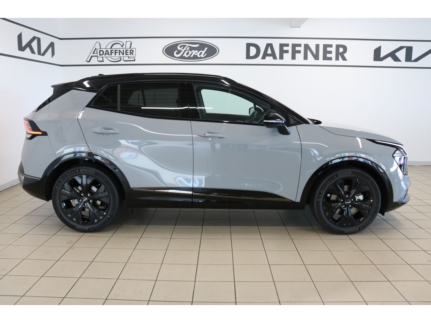 Fahrzeugabbildung Kia Sportage Nightline Edition 1.6 T-GDI Mild-Hybrid