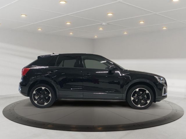Q2 advanced 35 TFSI S tronic,Carplay,PDC plus,Ka
