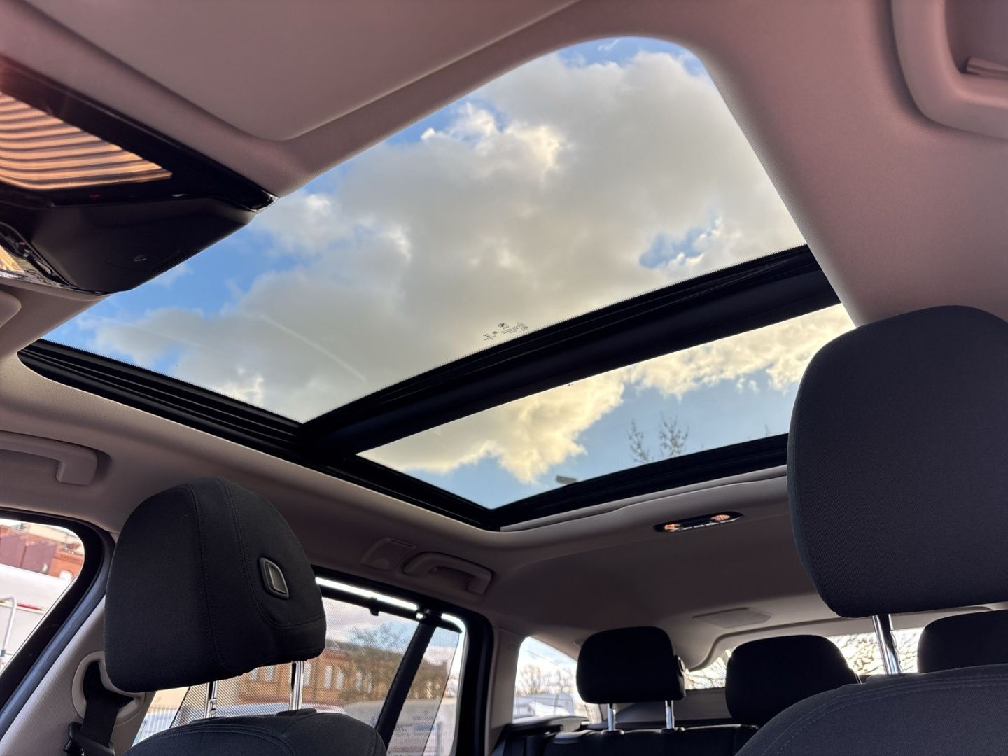 BMW 320 e Touring AHK+DAB+HarmanKardon+LED+ foto 18
