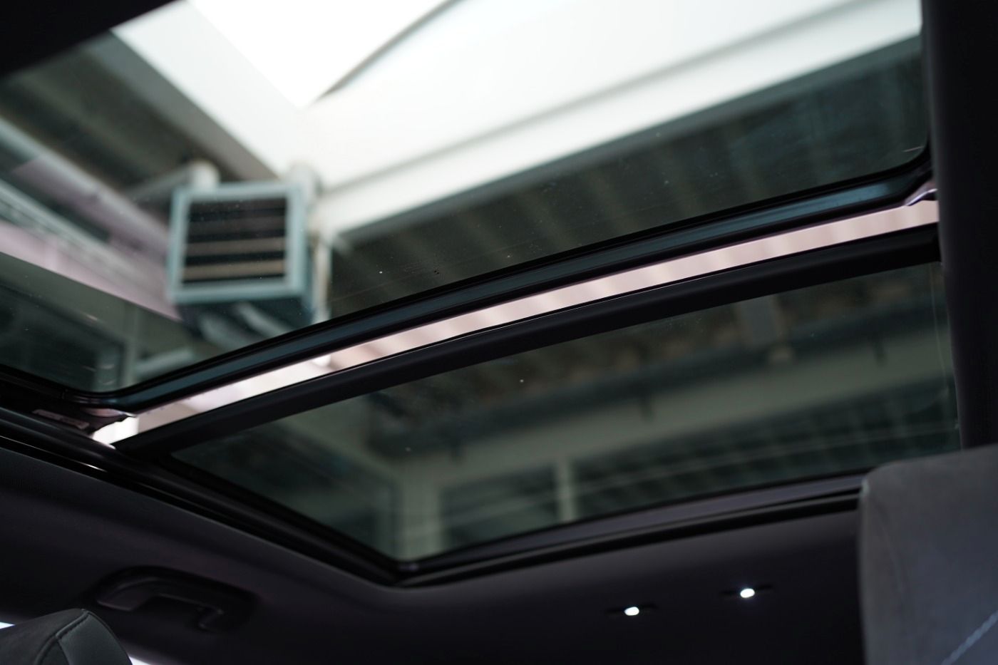 Fahrzeugabbildung DS Automobiles DS7 Crossback E-Tense 4x4 300 Anhängerkupplung