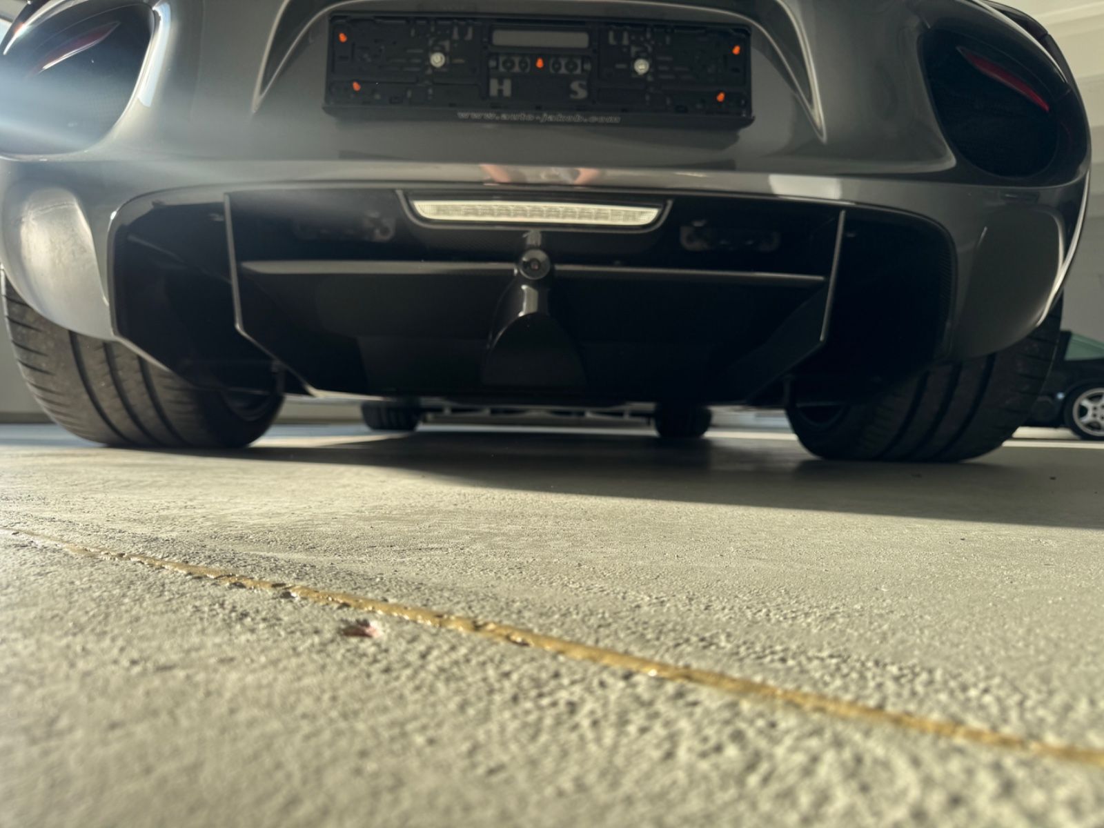 Porsche 918 Spyder METEORGRAU  LIFT 7