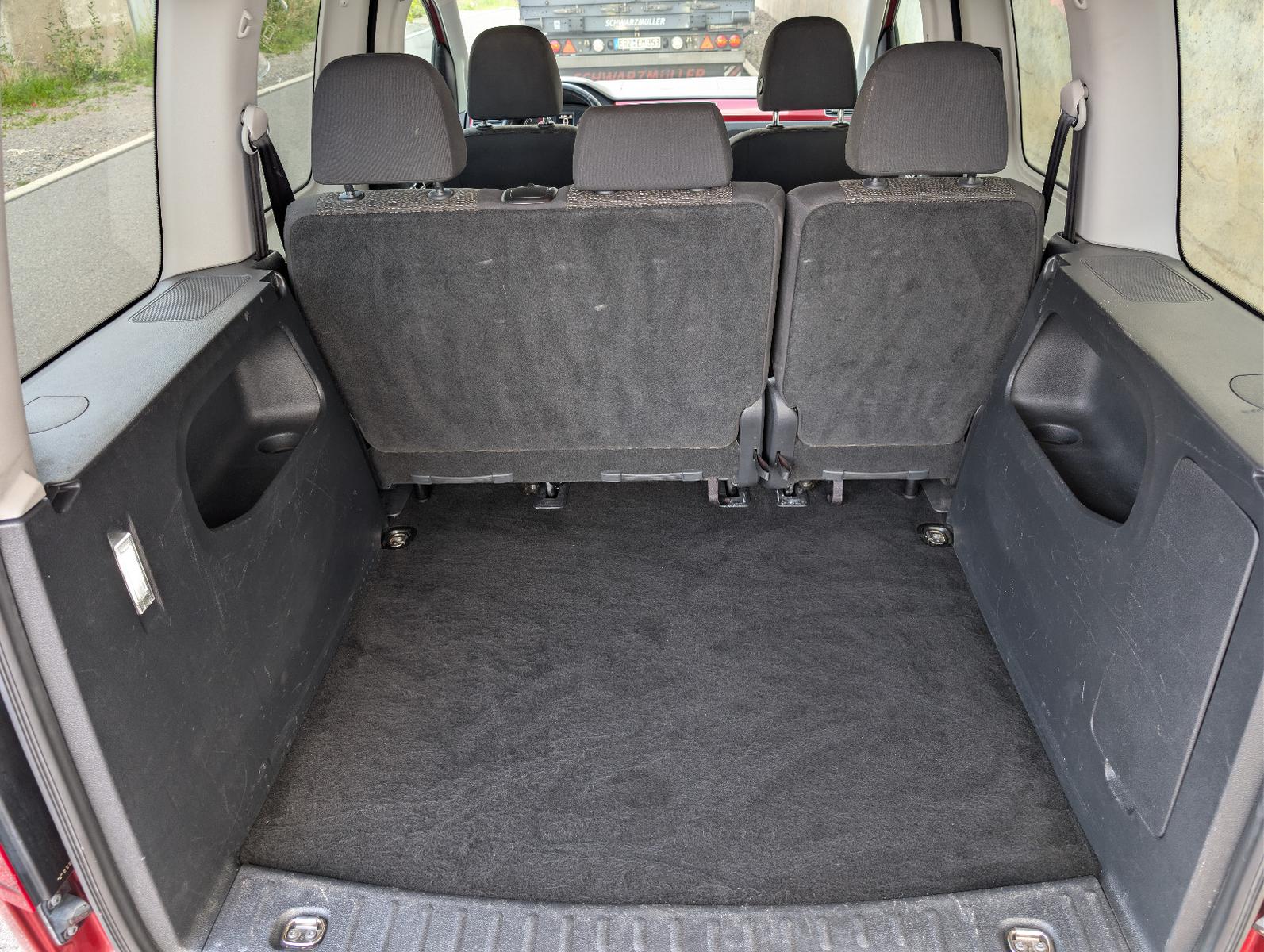 Volkswagen Caddy PKW Comfortline 2,0TDI 150PS DSG 2.Hand