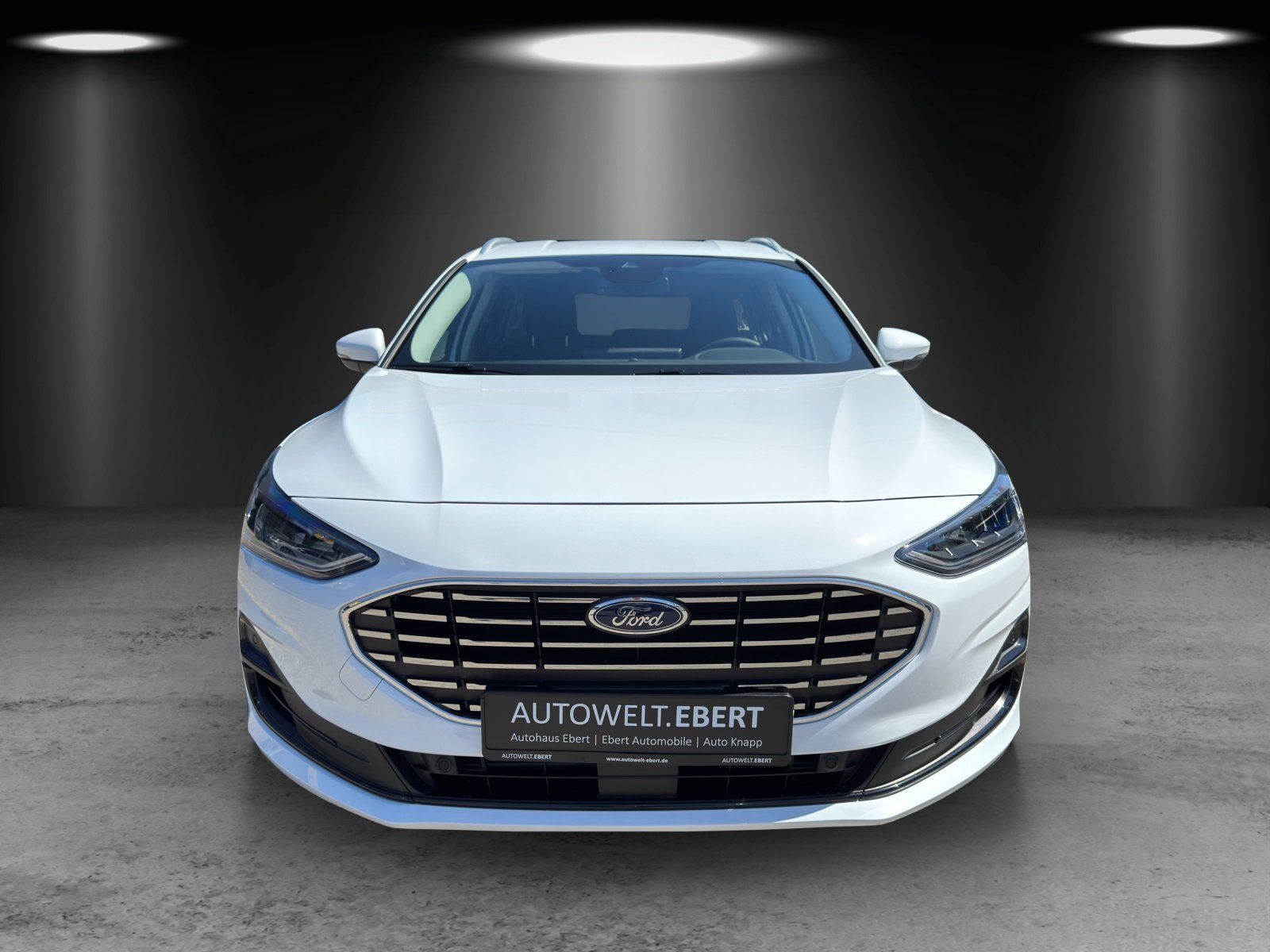 Fahrzeugabbildung Ford Focus Turnier Titanium Edition AUTOMATIK/SHZ/LED