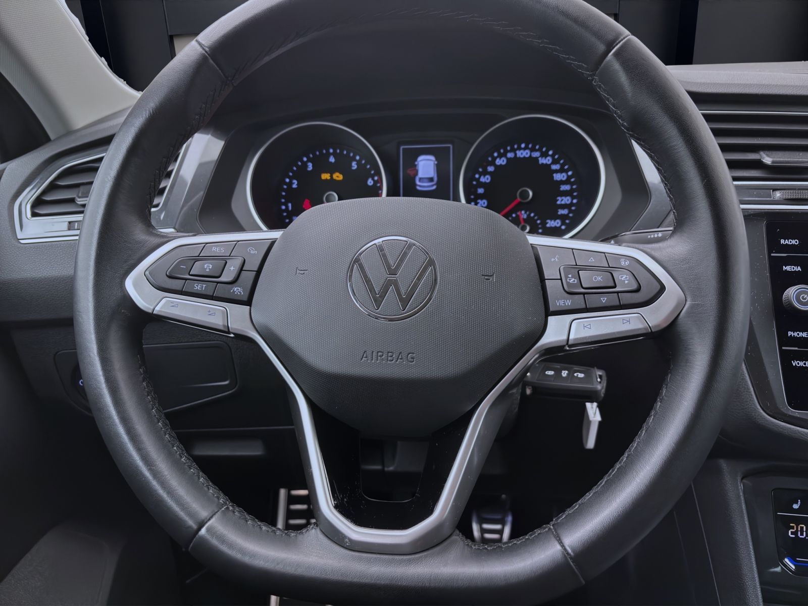 Volkswagen Tiguan - Bild 13