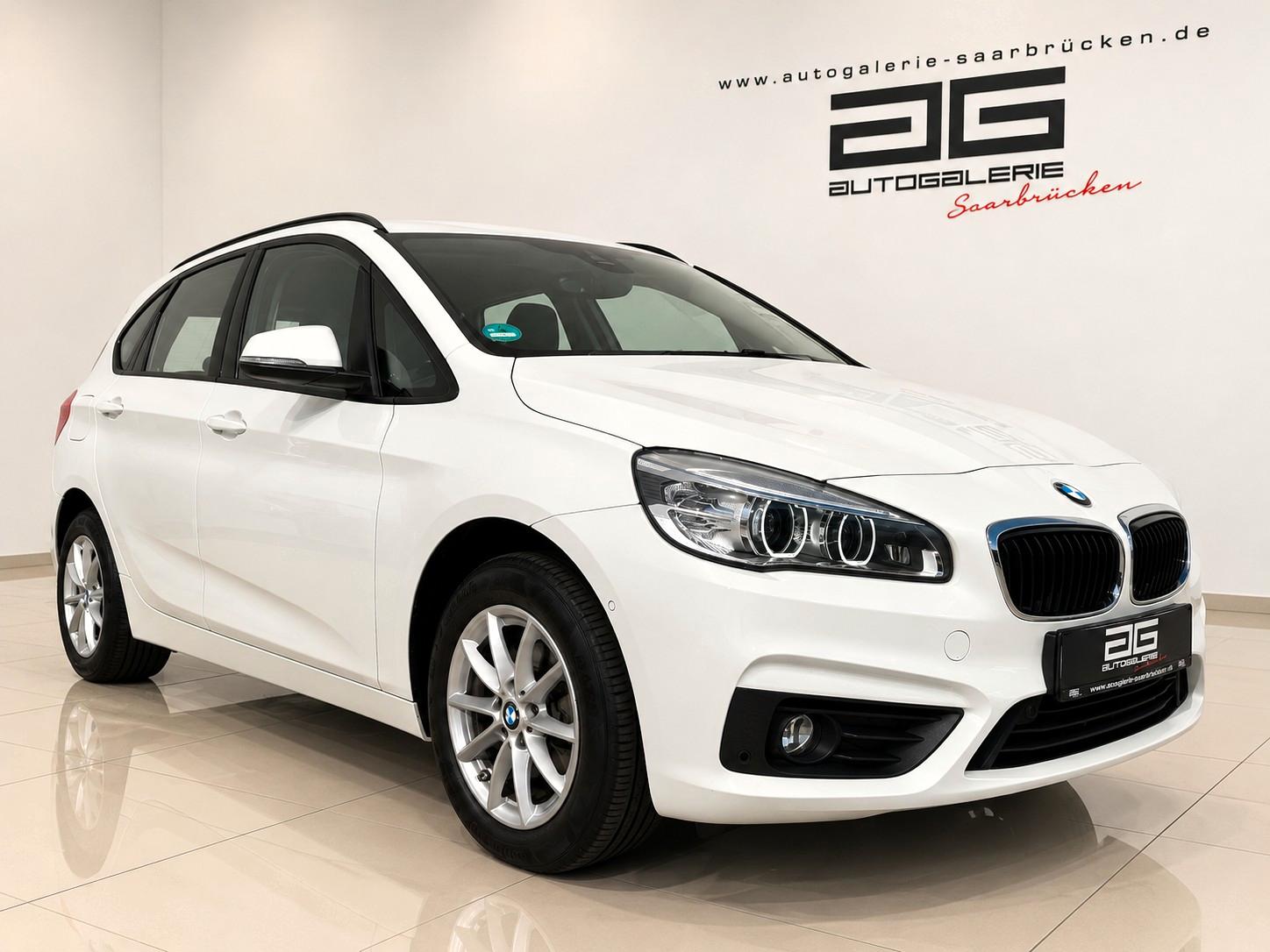 BMW 218i Active Tourer Automatik *Navi/AHK/PDC/LED*