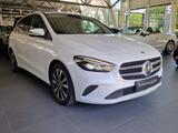 Mercedes-Benz B 220 d Style MBUX dunkleScheiben Kamera LED - gebrauchte Mercedes-Benz B 220 aus dem Jahr 2023
