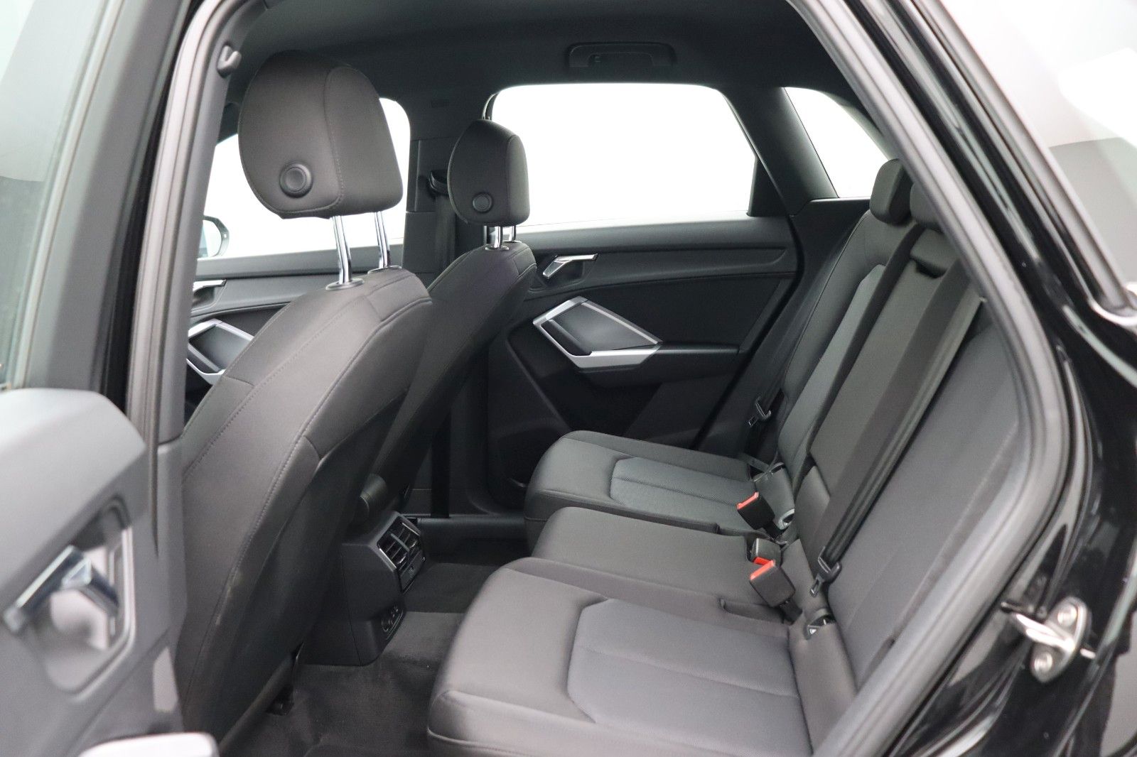 Fahrzeugabbildung Audi Q3 35 TFSI advanced