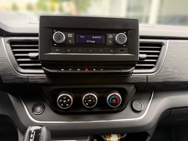 Fahrzeugabbildung Renault Trafic Combi L1H1 Life 2.0 BLUE dCi 150 +RADIO+P