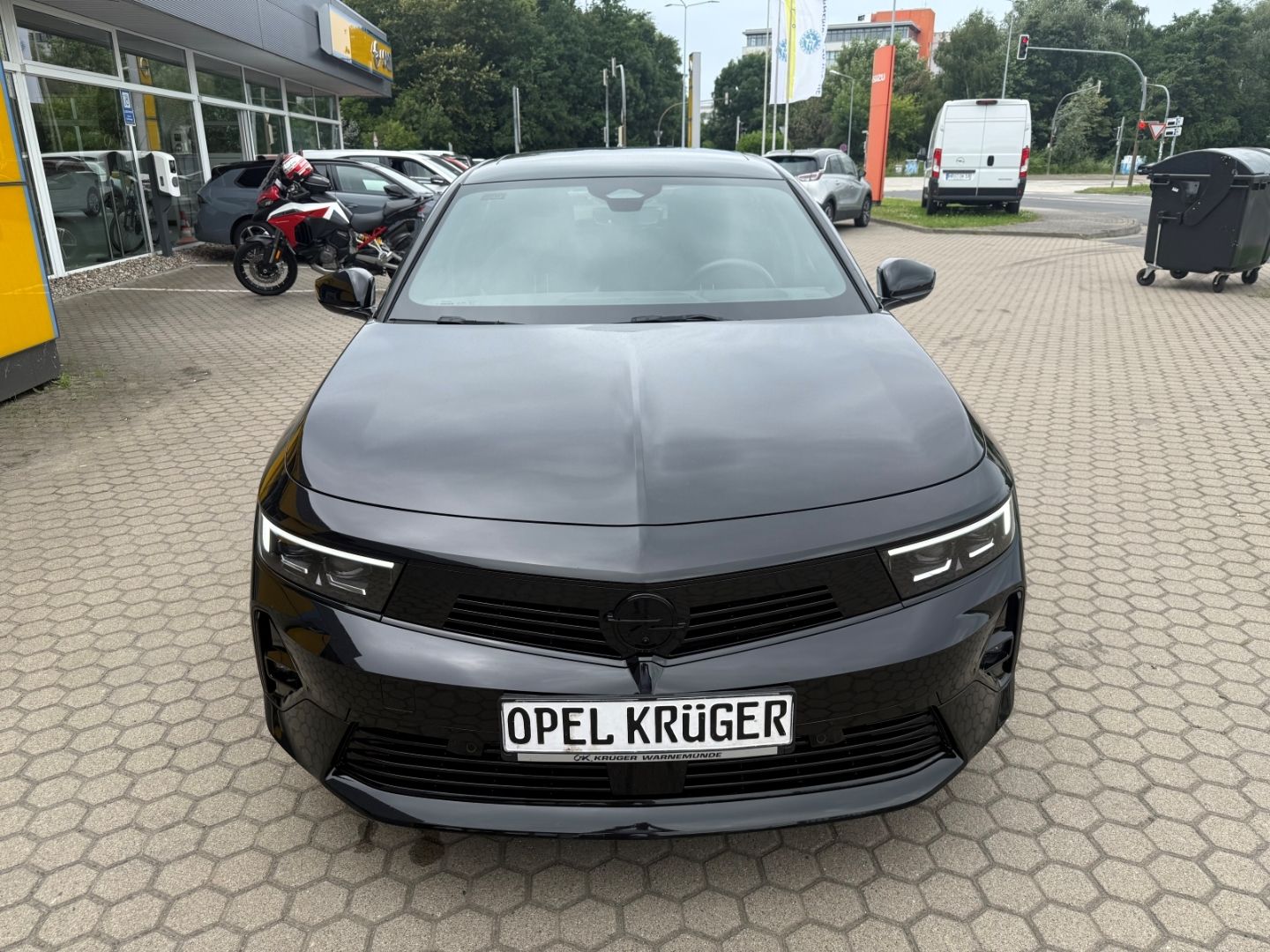 Fahrzeugabbildung Opel Astra L Ultimate Paket SHZ+LHZ+HUD+Kamera+Pano
