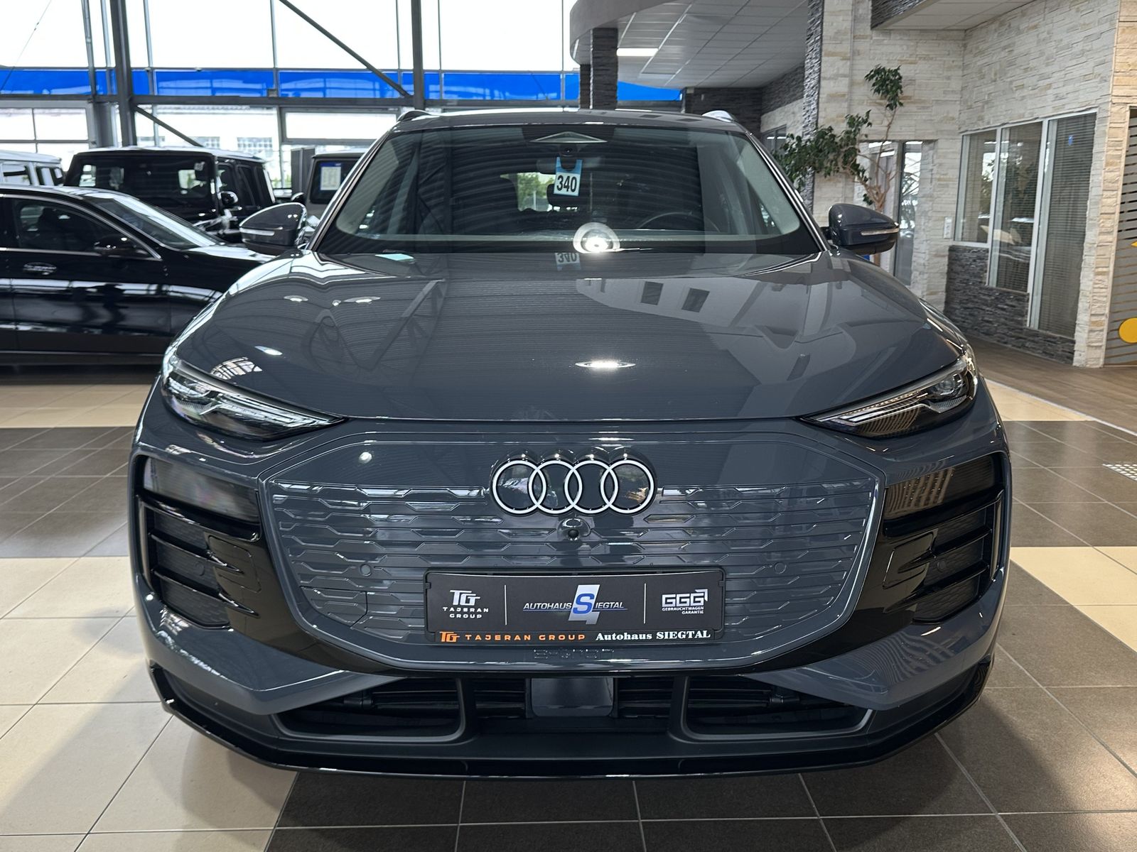 Audi Q6 e-tron Performance Navi LED SHZ DAB PDC imagem 3