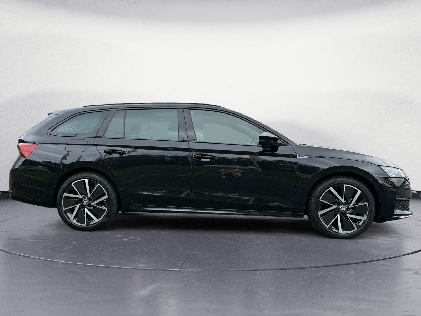 Octavia Combi 2.0 TDI Sportline Matrix Kamera