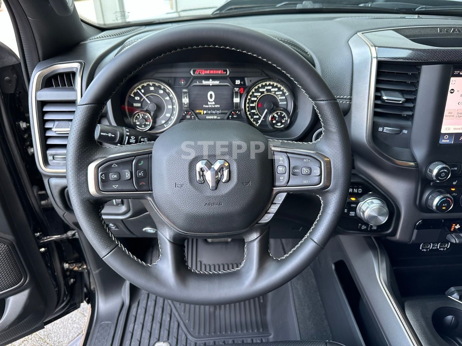 Dodge RAM 1500 REBEL 5,7V8 LPG NIGHT ACC, Luftfed,360°