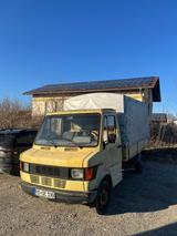 Mercedes-Benz Mercedes 207D Pritschenwagen 240D - : Pritschenwagen