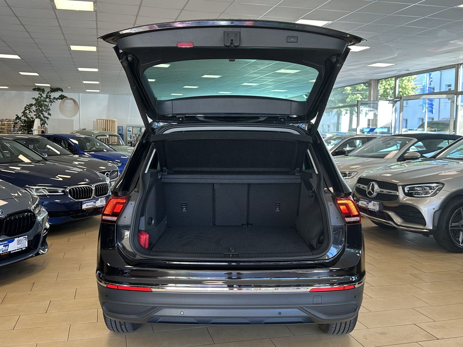 Volkswagen Tiguan Active*Plug-In*ACC*IQ.Light*360*Totwinkel foto 6
