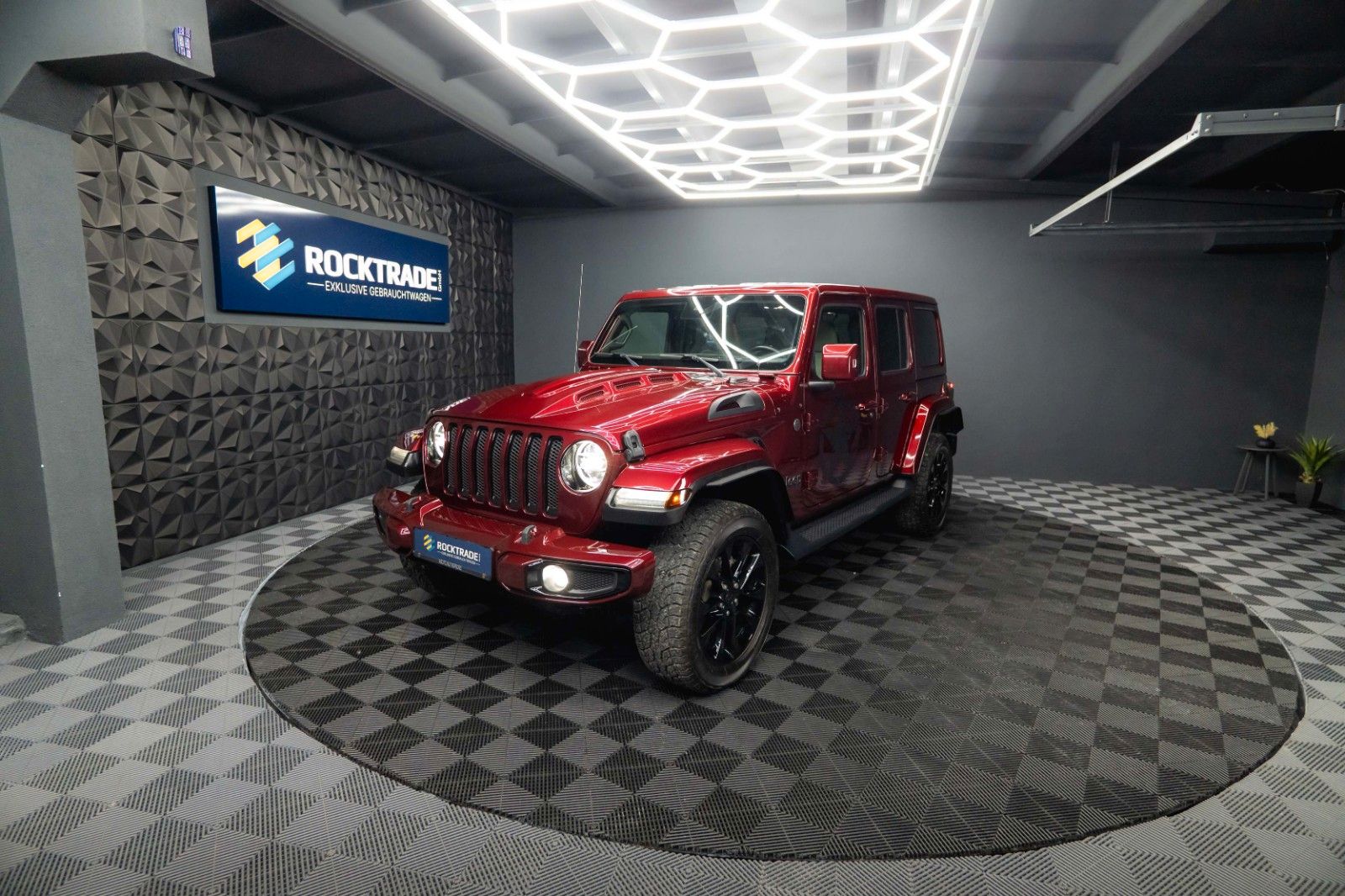 Fahrzeugabbildung Jeep Wrangler 3.0L EcoDiesel Unlimited Sahara 4x4 ACC