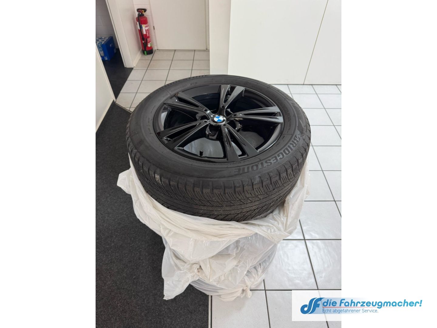 Fahrzeugabbildung BMW X1 xDrive 20 i Sport Line HUD AD Navi Memory Sit