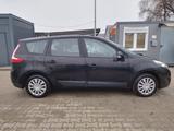Renault Scenic III Grand Expression+7 SITZER+KLIMA+EURO5 - Renault Scenic Expression mit Diesel-Antrieb