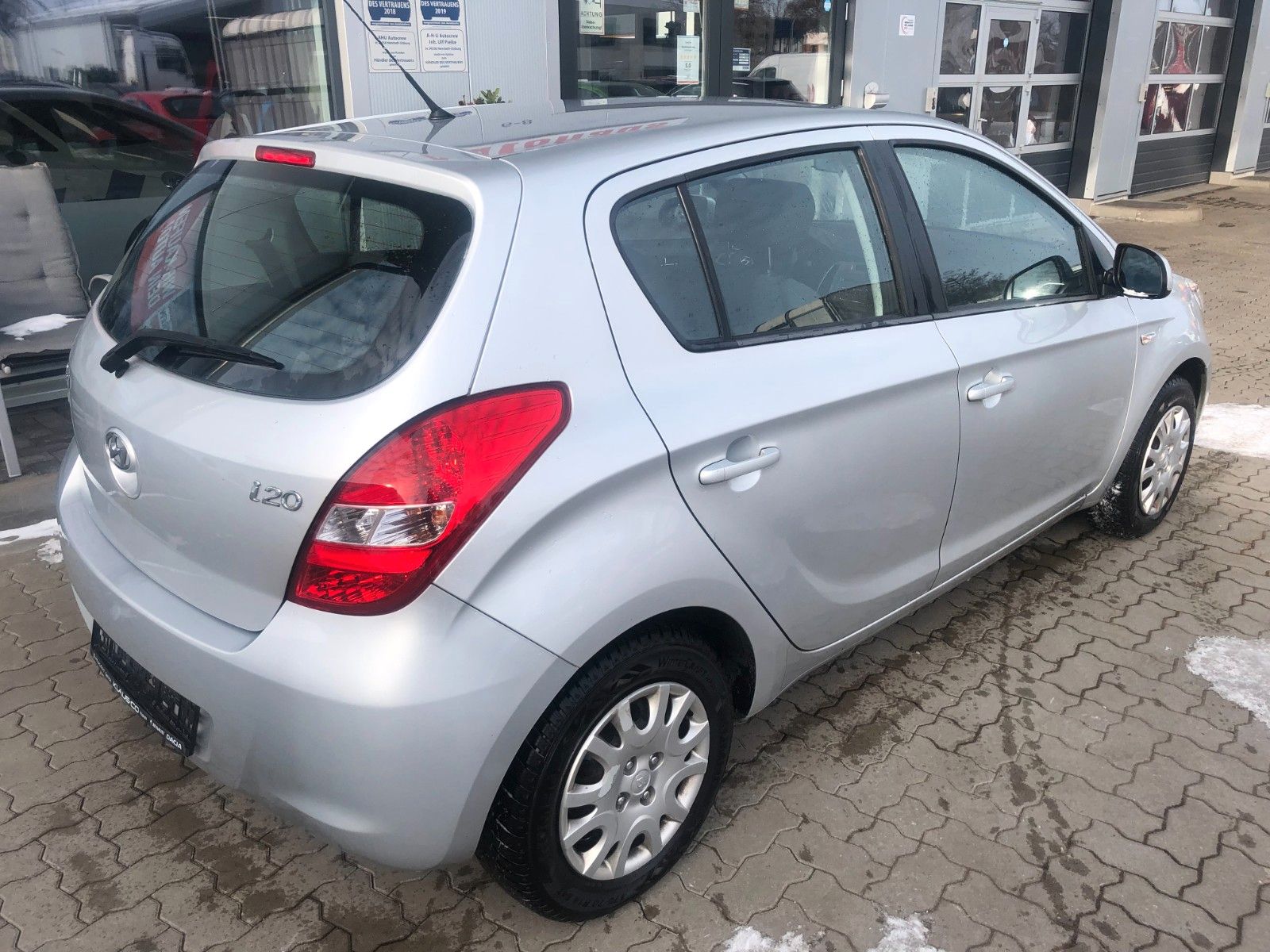 Fahrzeugabbildung Hyundai i20 Comfort Seitenschaden
