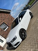 Audi A4 1.8 TFSI multitronic S line S line - Audi A4 mit Benzin-Antrieb: Multitronic