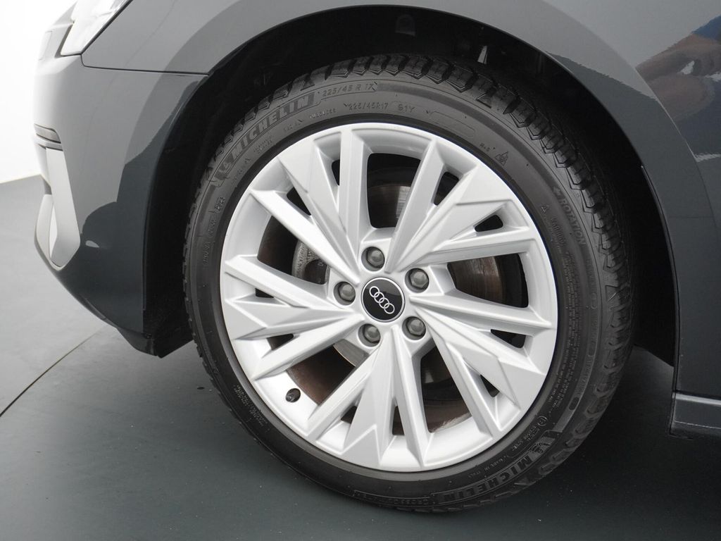 Audi A3 Sportback 35 TFSI Advanced edition ACC 17" LM