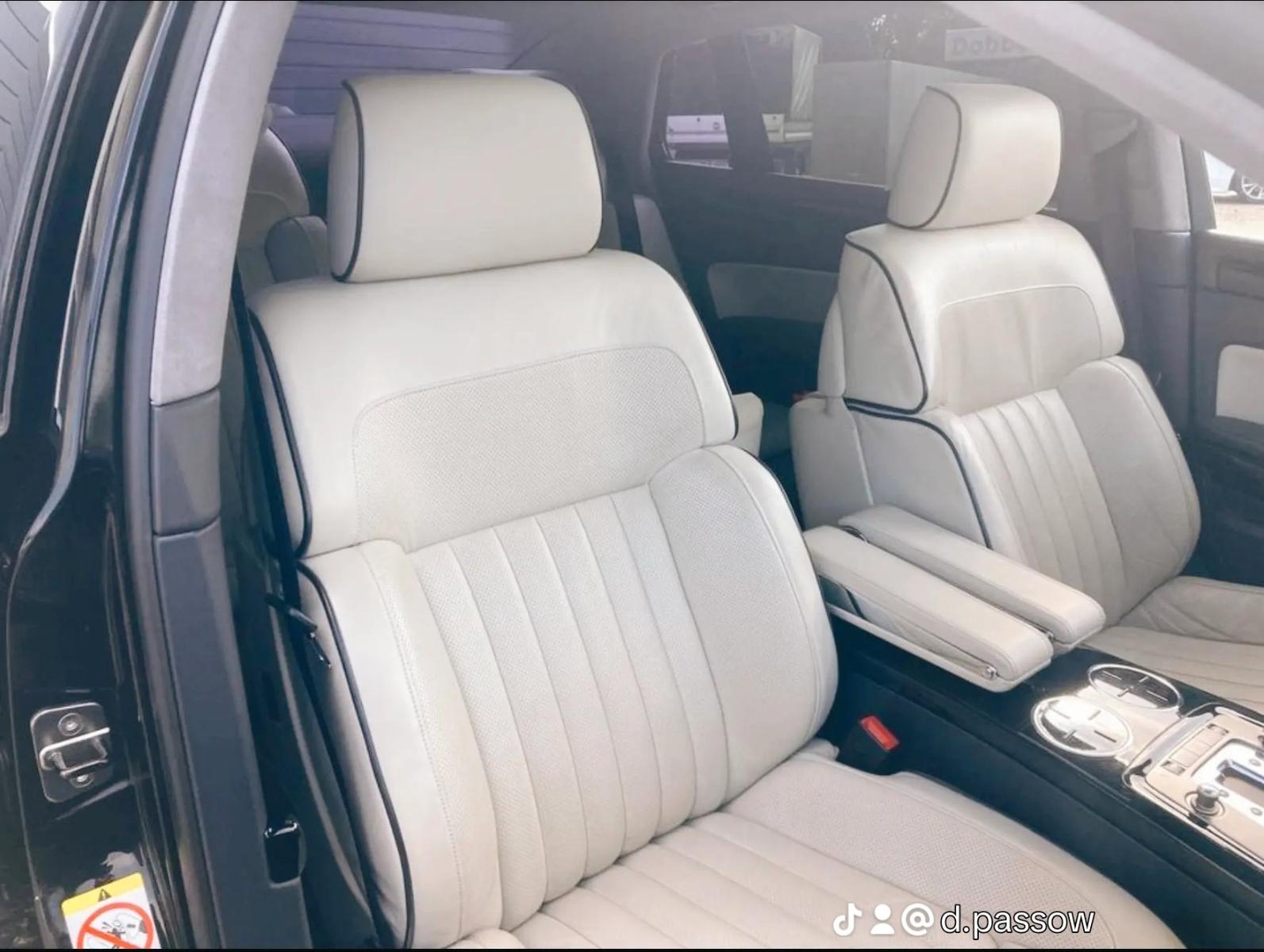 Volkswagen Phaeton 4.2 V8 lang 4MOTION Tiptronic 4-Sitzer -