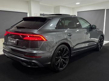 Audi Q8 - 9