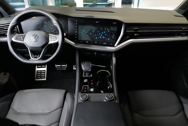 Volkswagen Touareg 3.0TDI R-Line BlackStyle Nachtsicht HuD 