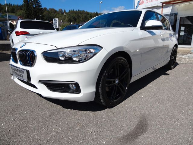 Fahrzeugabbildung BMW 118i/1.Hand/18-Zoll/PDC/57TKM/SitzH/Top-Zustand/