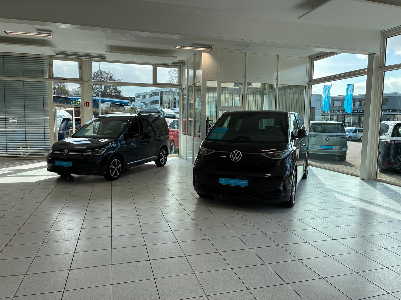 showroom-image-bottom