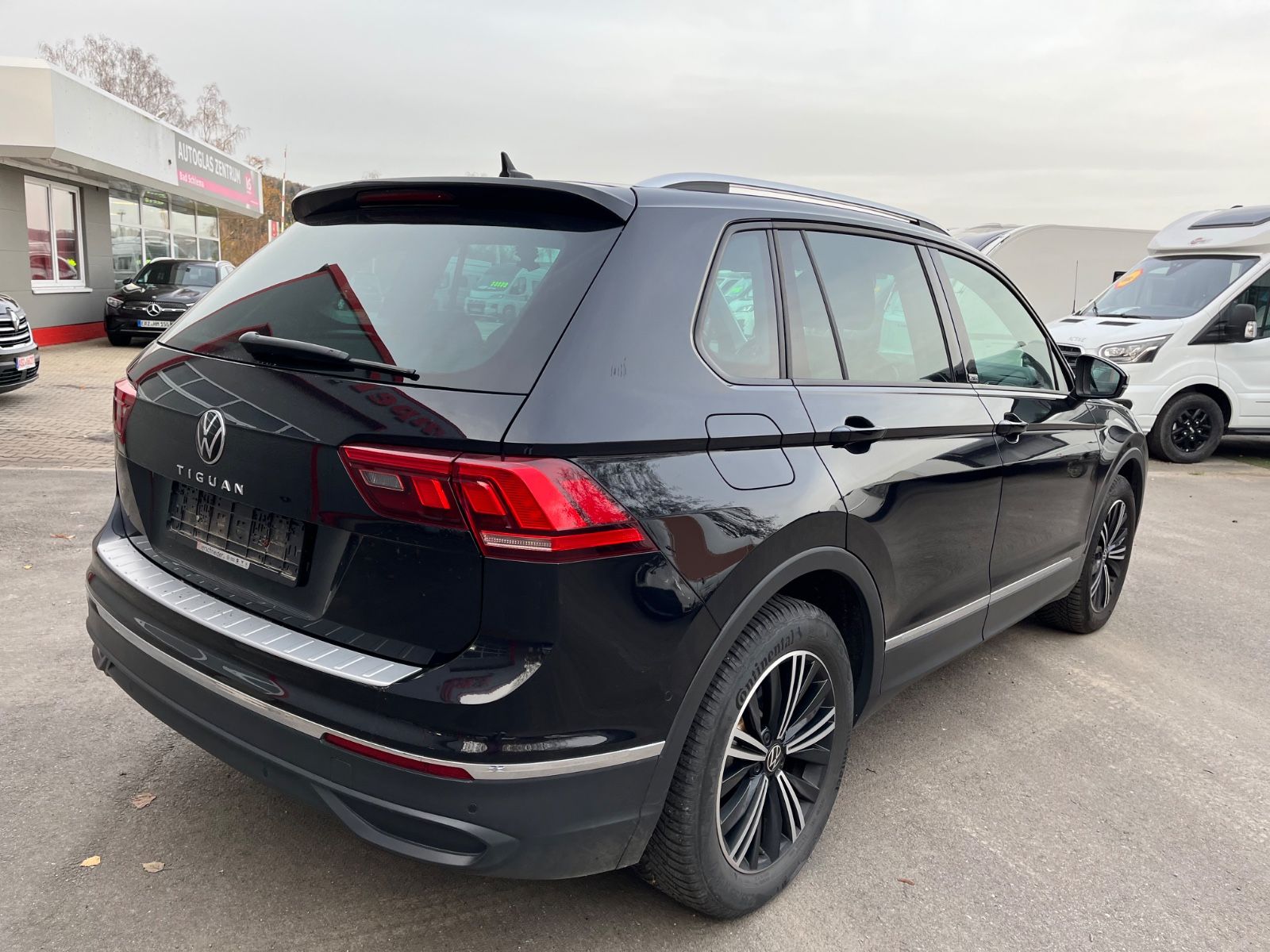Volkswagen Tiguan Active foto 3