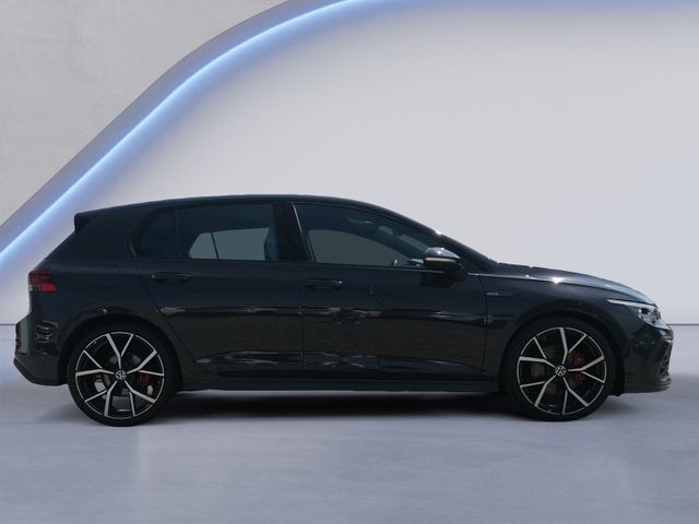 Golf VIII GTD 2.0 TDI DSG STHZ+PANO+KAMERA+