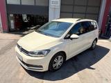 Volkswagen Touran 2.0 TDI HALE DSG Navi  PTS Taxi - Behindertengerechte Volkswagen Touran
