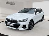 BMW i5 eDrive40 Touring M Sport Pano Autobahnas. HUD - BMW i5 in Duisburg
