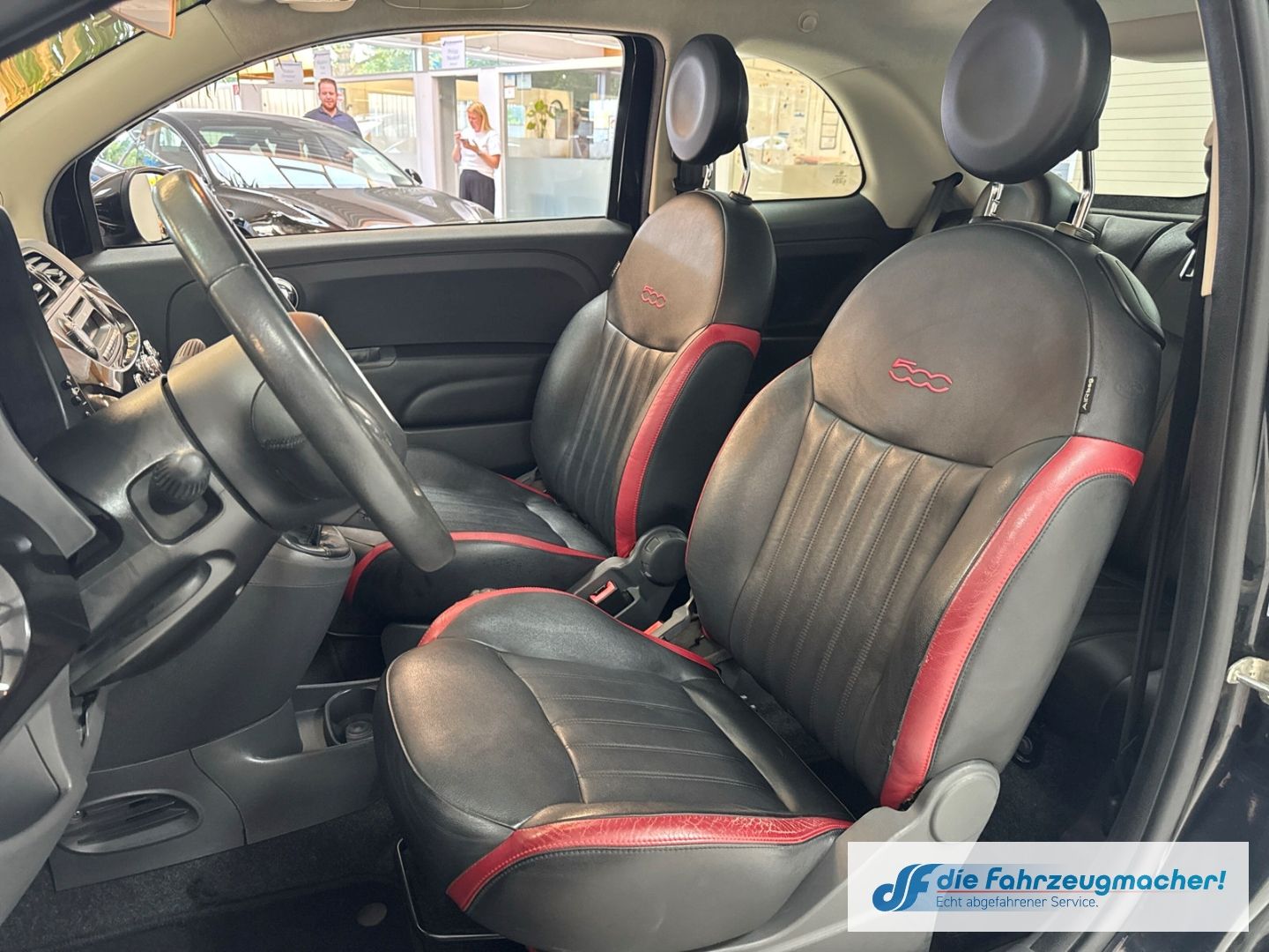 Fahrzeugabbildung Fiat 500 Cult 1.2 8V Leder Klimaautom Tel.-Vorb. PDC