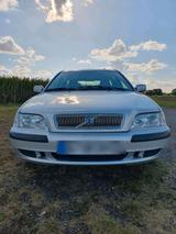 Volvo v40 1.6 - gebrauchte Volvo V40 aus dem Jahr 2003