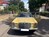 Mercedes-Benz Sehr gepflegter Oldtimer /8 w115 230.4 - Mercedes-Benz 230: Limousine