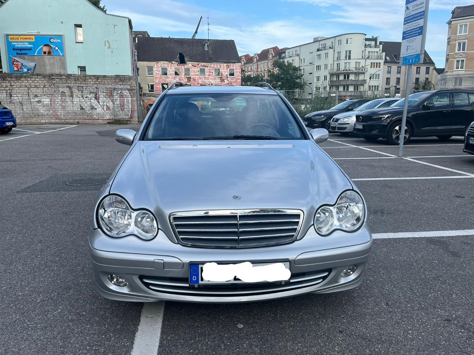 Mercedes-Benz C180 2005 — photo 8