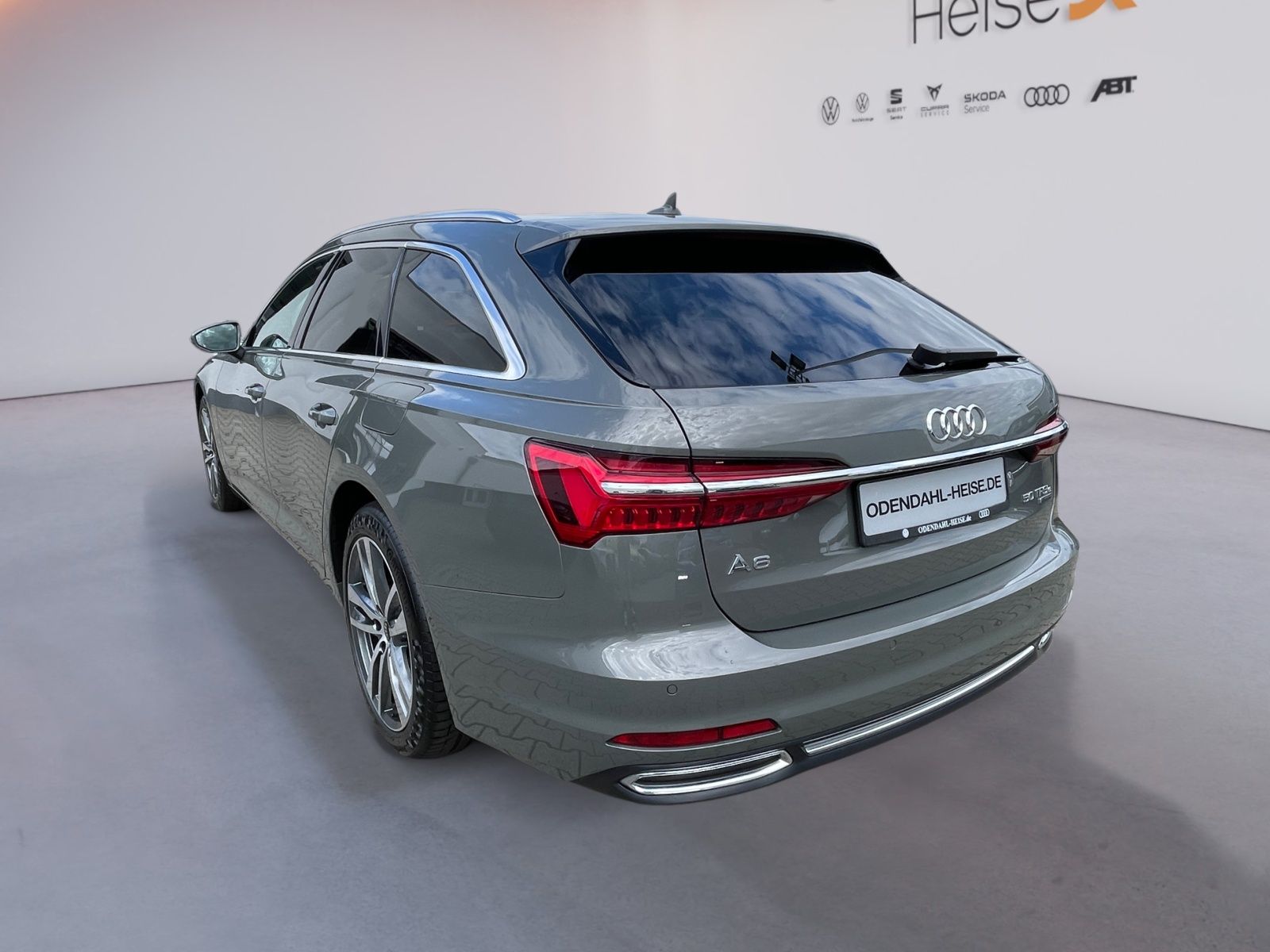 Audi A6 Avant sport 50 TFSI e quattro S tronic HEAD-U imagem 3