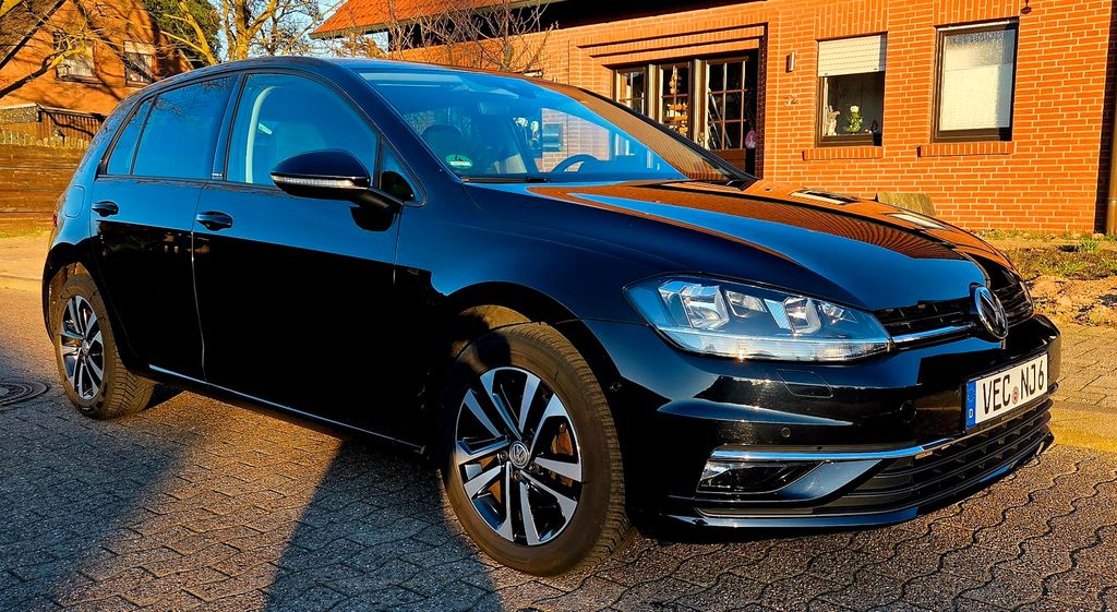 Image of Volkswagen Golf