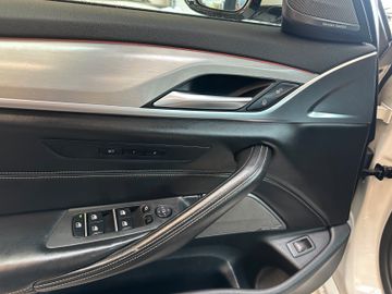 MYAUTOCENTER – Gebraucht- und Jahreswagen mit Werkstattservice in Pfaffenhofen BMW 540 5*M Sport*Keyless*HeadUP*4-Zonen*LED*VOLL*