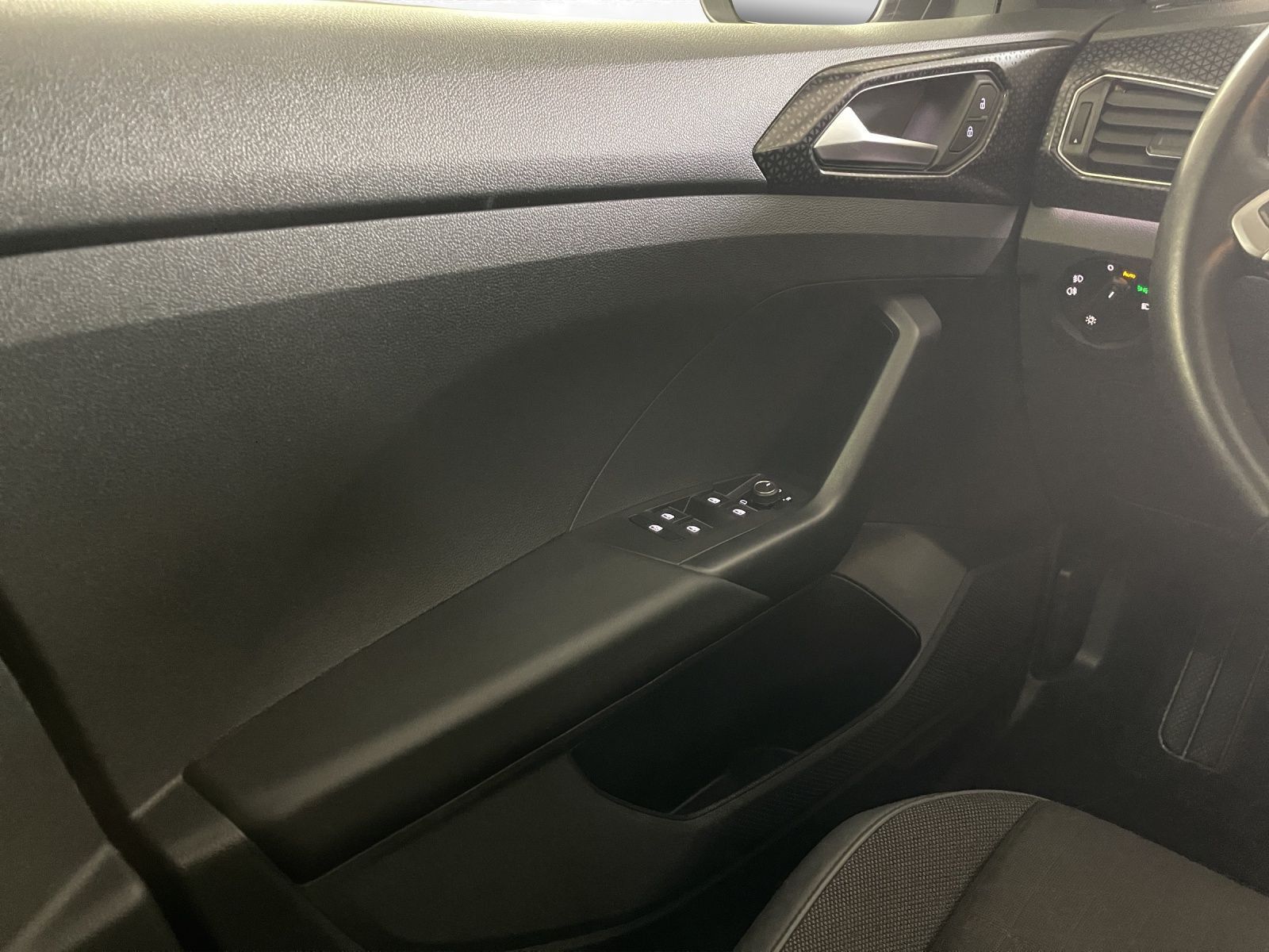 Volkswagen T-Cross - Bild 12